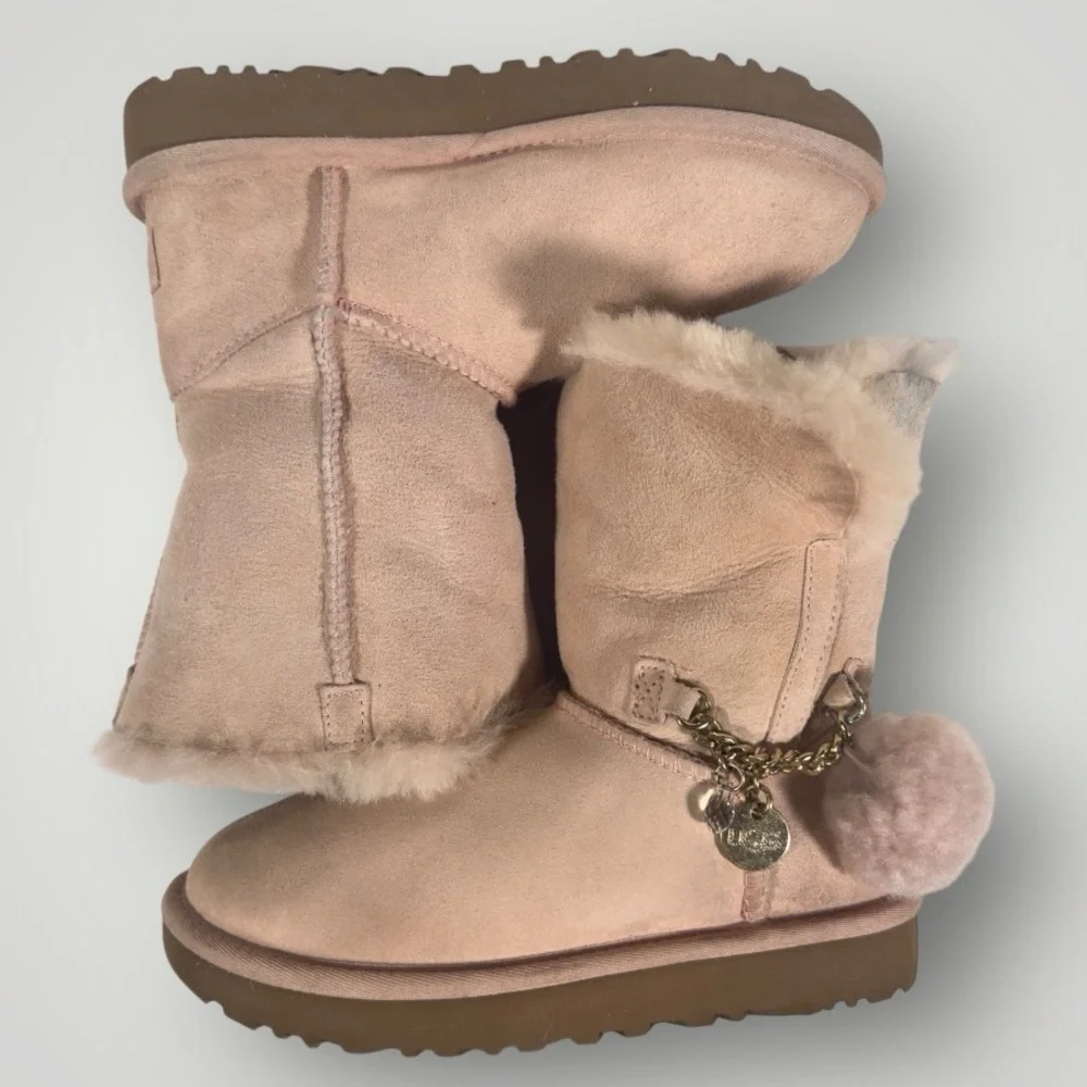 UGG gently used